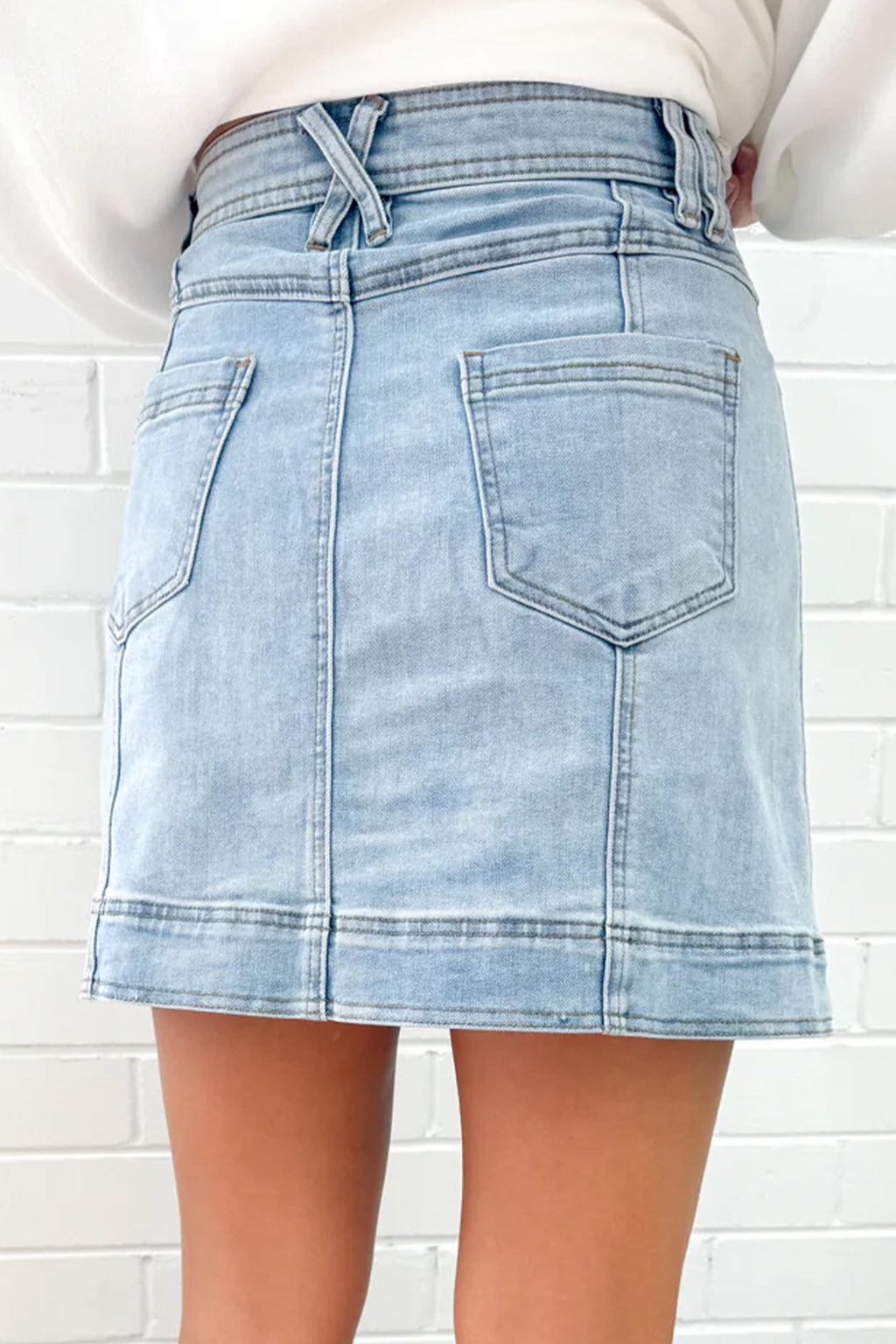 Blue Exposed Seam A-Line Denim Mini Skirt with Pockets